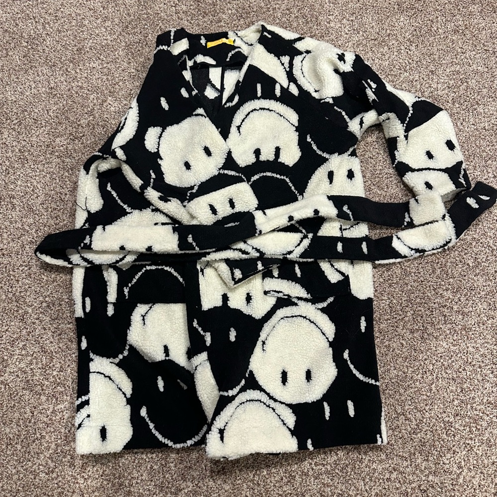 Farm Rio black-and-white smile coat